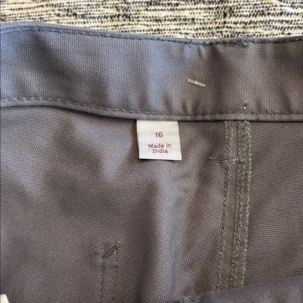 Women’s Carhartt work short size 16 - Picture 3 of 5